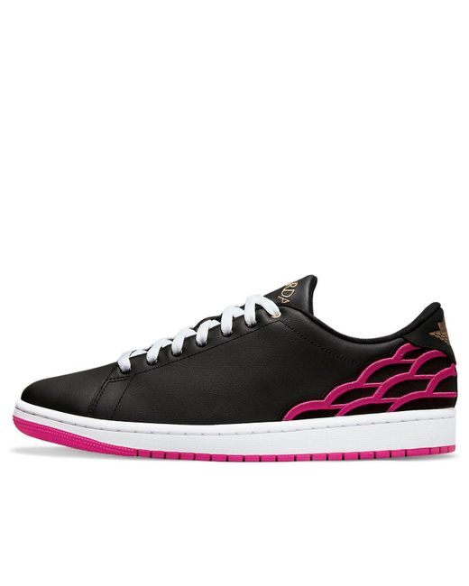 Nike Red 1 Centre Court for men