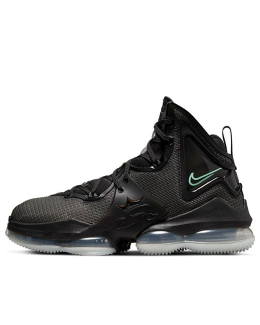 Nike Black Lebron 19 Glow'