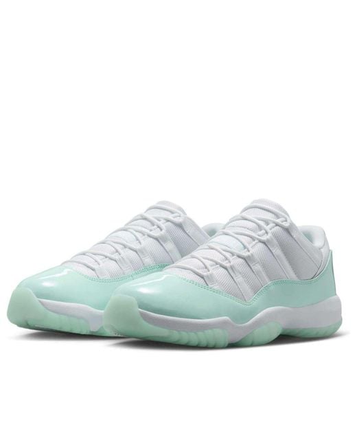 Nike Blue (Wmns) 11 Low 'Igloo'