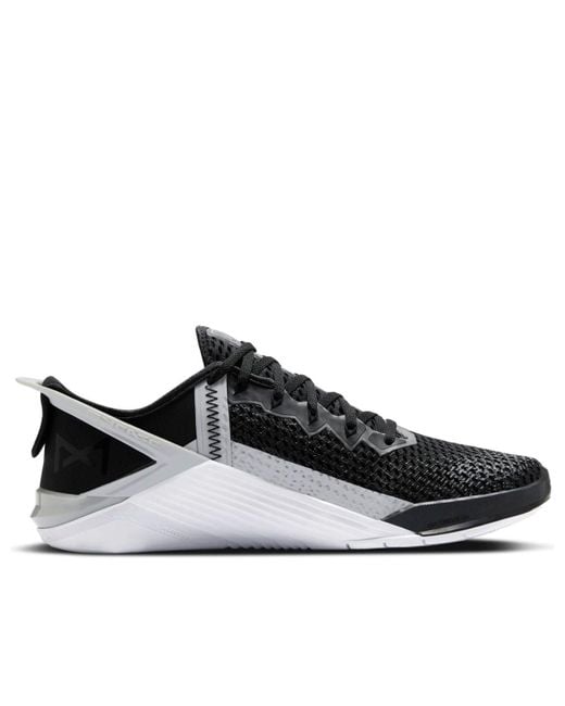 Nike Black Metcon 6 Flyease for men