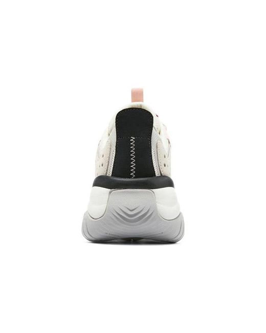 Skechers White (Wmns) Rover X