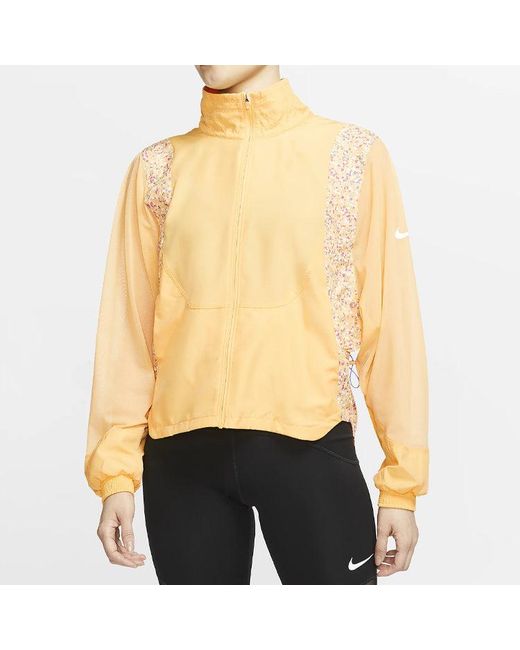 Nike Yellow (Wmns) As W Nk Icnclsh Jkt Jacket Pr Topaz