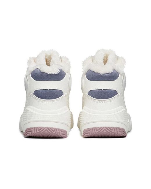 Anta White (Wmns) High-Top Skateboard Sneakers Flame'