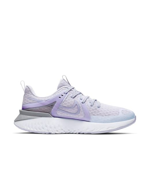 Nike White (Wmns) Legend React 2 Agate'
