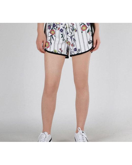 PUMA White (Wmns) Casual Sports Lacing Flowers Knit Shorts