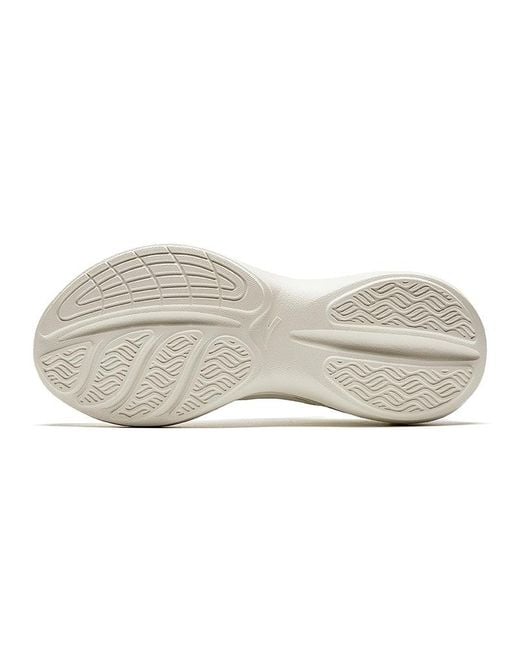 Anta White (Wmns) Leaf 3