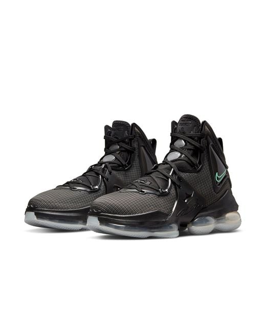 Nike Black Lebron 19 Glow'