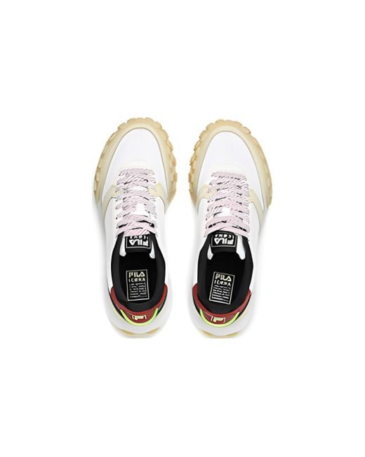 Fila White (Wmns) Gara Shoes