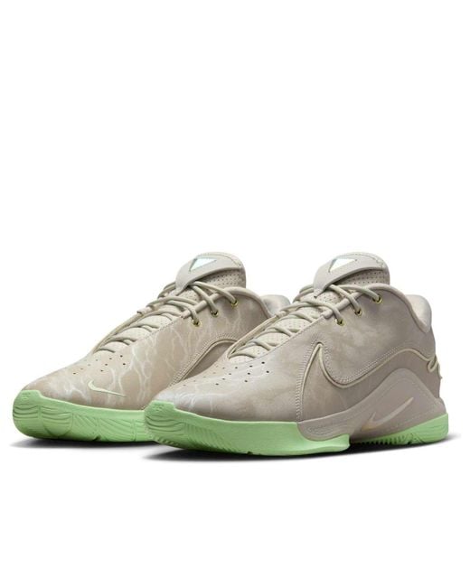 Nike White Lebron 22 Ep 'Dunkman' for men