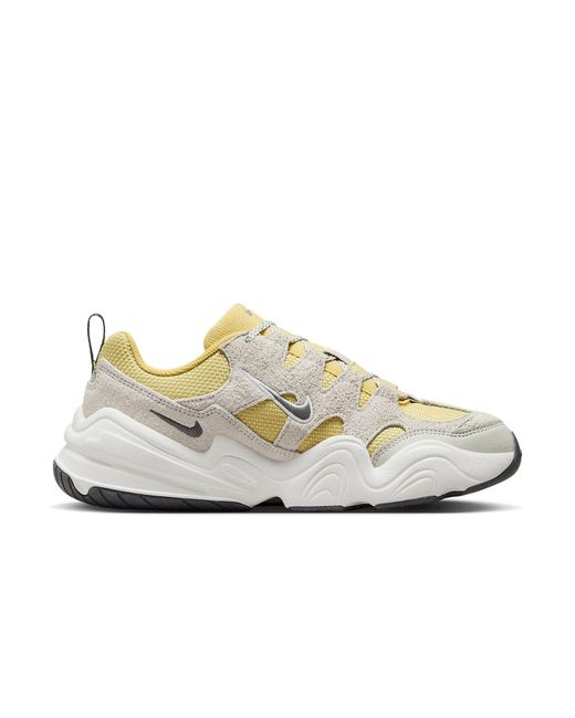 Nike White (Wmns) Tech Hera 'Saturn Light Bone'