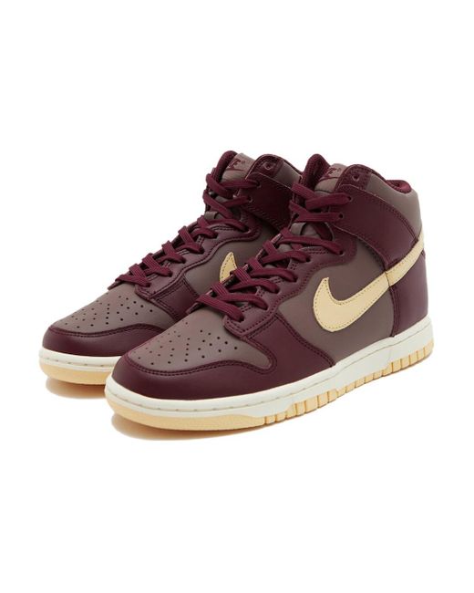 plum colored nike shoes
