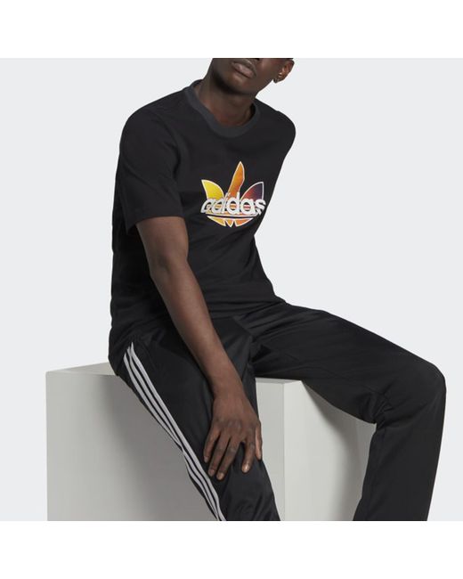 Adidas Black Originals Sprt Graphic Gradient Logo Logo Sports Round Neck Short Sleeve for men