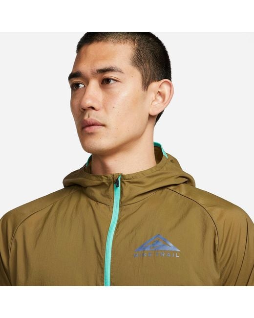 Nike Green Trail Aireez Lightweight Trail Running Jacket for men