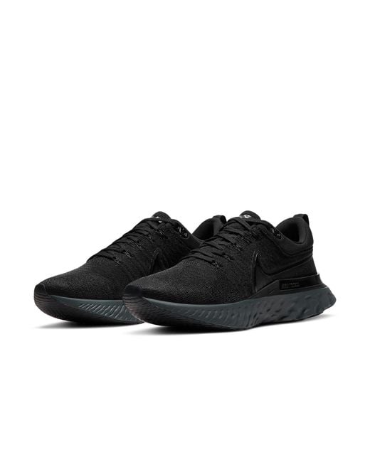 Nike Black React Infinity Run Flyknit 2 'Triple' for men