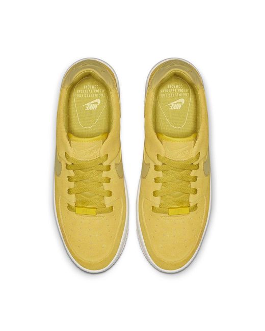 Nike Yellow (Wmns) Air Force 1 Sage Low 'Celery'