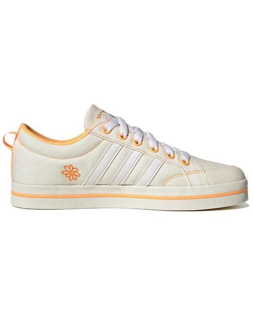 Adidas White (Wmns) Neo Bravada