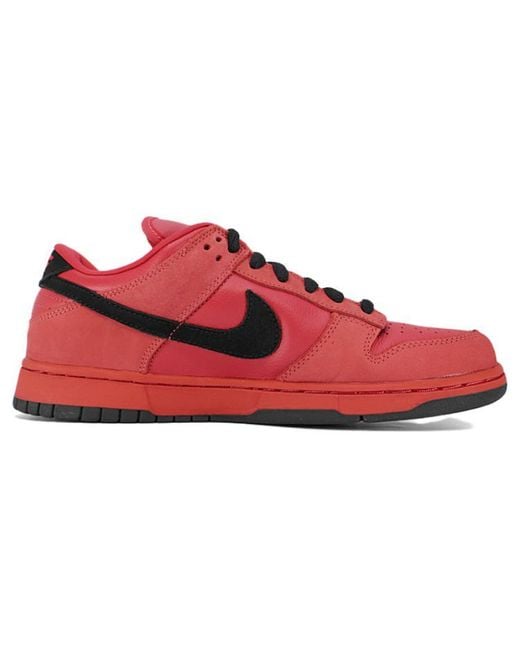 Nike Red Sb Dunk Low Pro 'True' for men