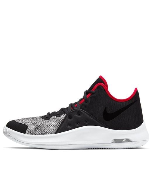 nike air versitile shoes