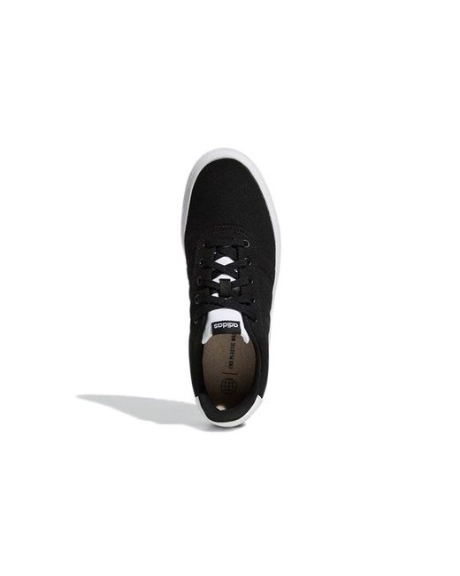 Adidas Black Vulc Raid3R Skateboarding Shoes for men