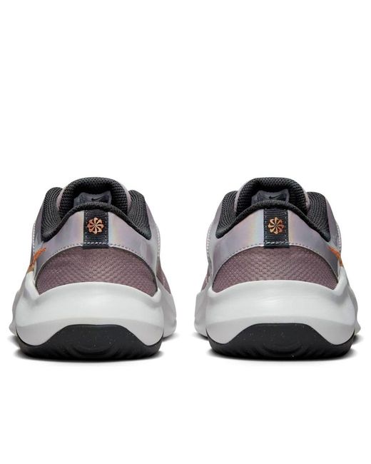 Nike Brown (Wmns) Legend Essential 3 Next Nature Premium Smoke Metallic Copper'