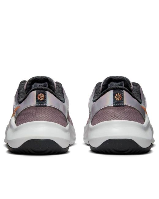 Nike Brown (Wmns) Legend Essential 3 Next Nature Premium Smoke Metallic Copper'