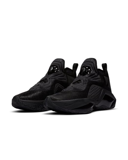 Nike Black Lebron Soldier 14 Basketball Shoes for men