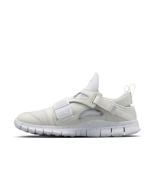 Nike White Free Huarache Carnivore Sp for men