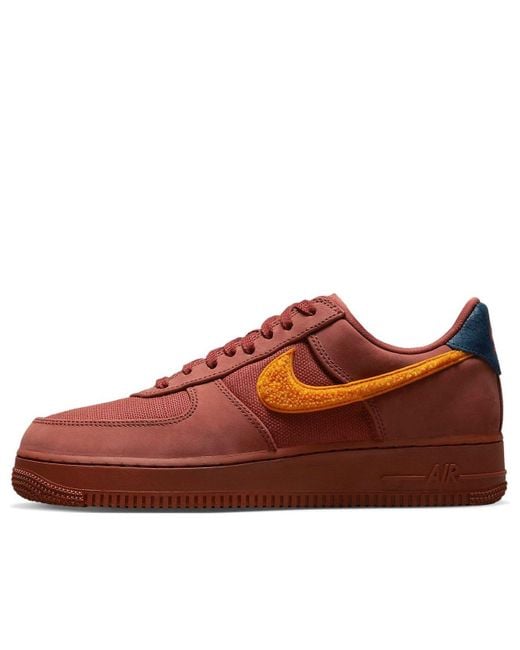 Nike Red Air Force 1 Low 'La Familia' for men