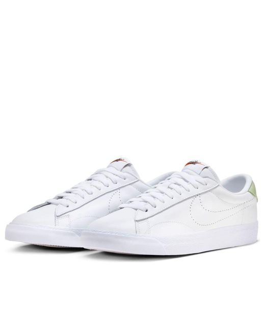 Nike White Tennis Classic Ac Aura' for men