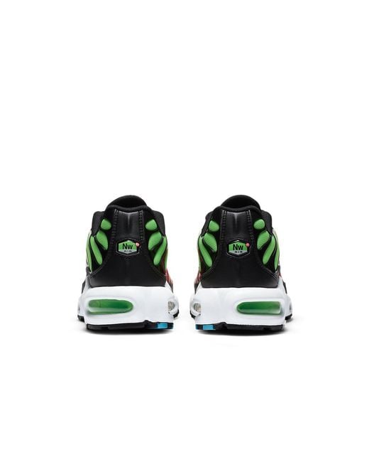 Nike Red Air Max Plus 'Worldwide Pack for men