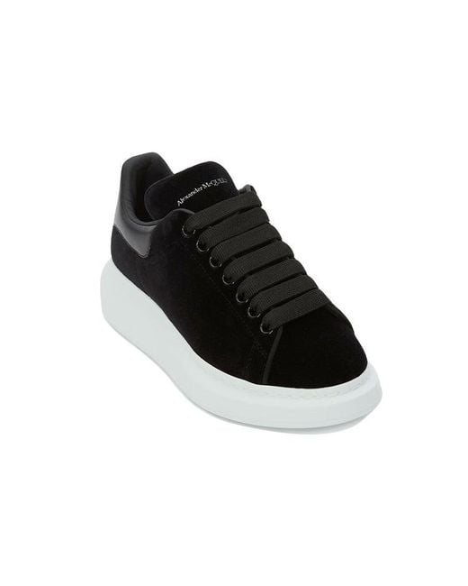 McQueen Black (Wmns) Oversized Sneaker 'Smooth'