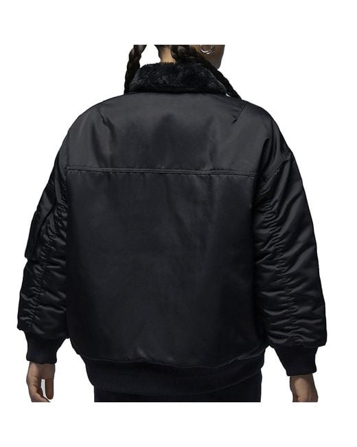 Nike Black (Wmns) Renegade Jacket Asia Sizing