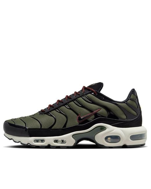 Nike Black Air Max Plus for men