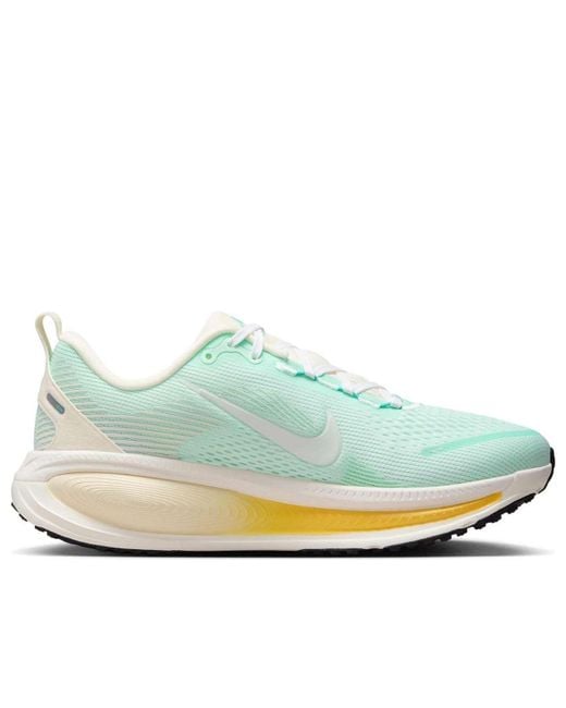 Nike Blue Vomero 18 Road Running Shoes