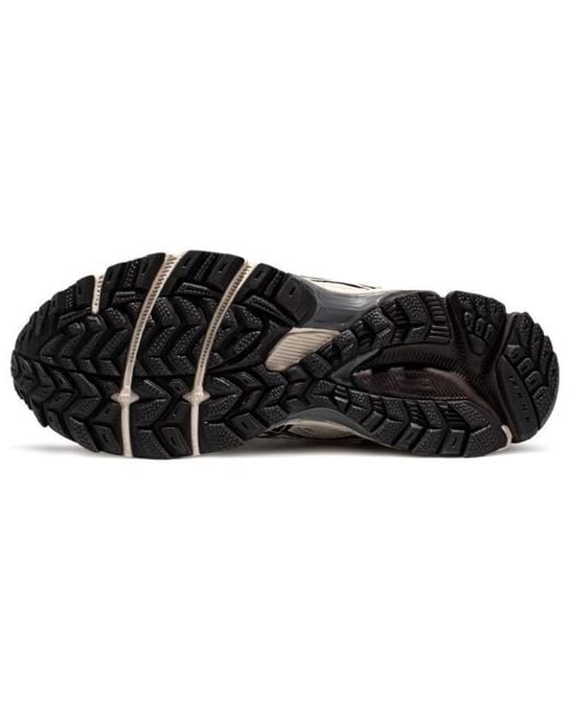 Asics White Gel-Kahana 8 And' for men