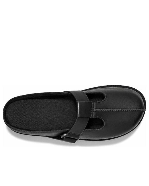 UGG (Wmns) Goldenstar Hi Clog in Black | Lyst