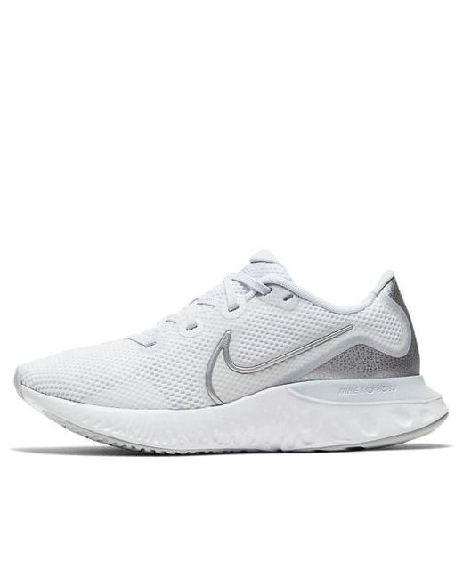 Nike White (Wmns) Renew Run Metallic'