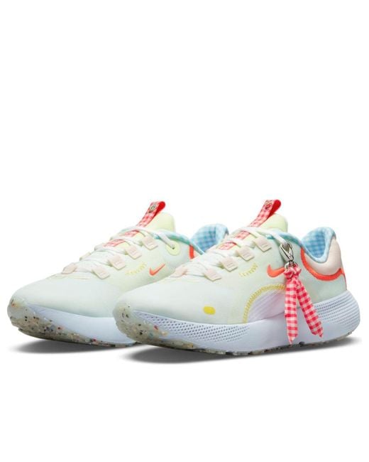 Nike White (Wmns) React Escape Run 'Light'