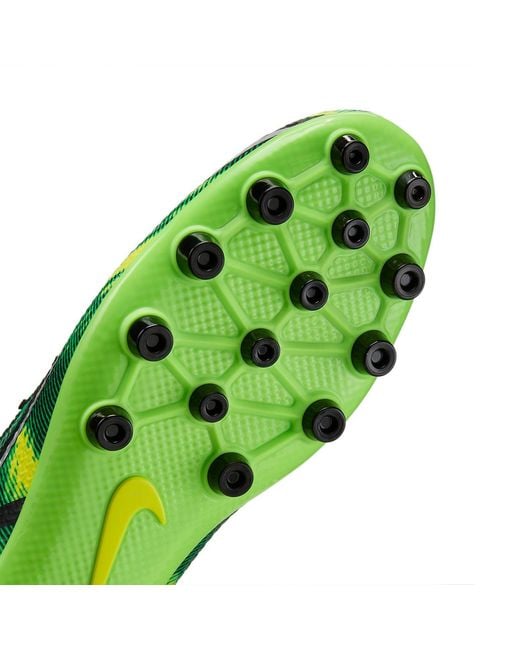 Nike Green Phantom Gt2 Academy Swag Strike' for men