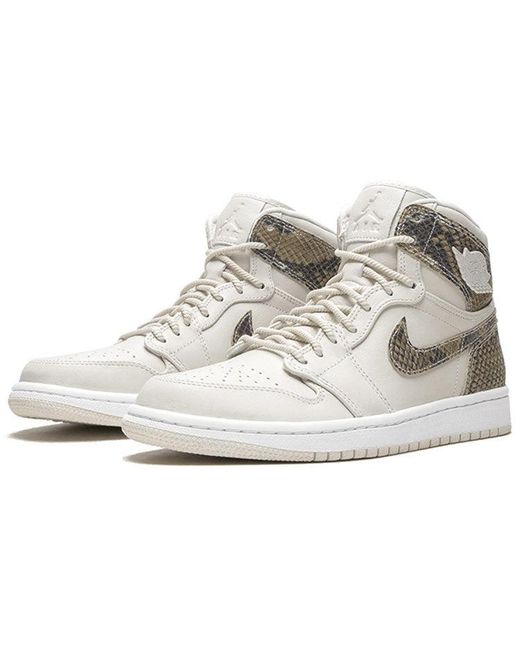 Nike White (Wmns) 1 Retro High Premium 'Phantom'