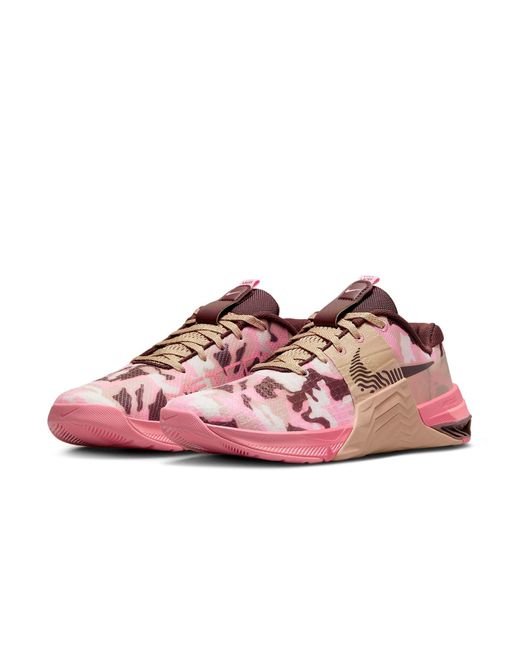 Nike Pink (Wmns) Metcon 8 Amp 'Coral Chalk Camo'