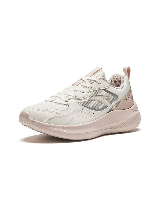 Anta White (Wmns) Running Series Sneakers