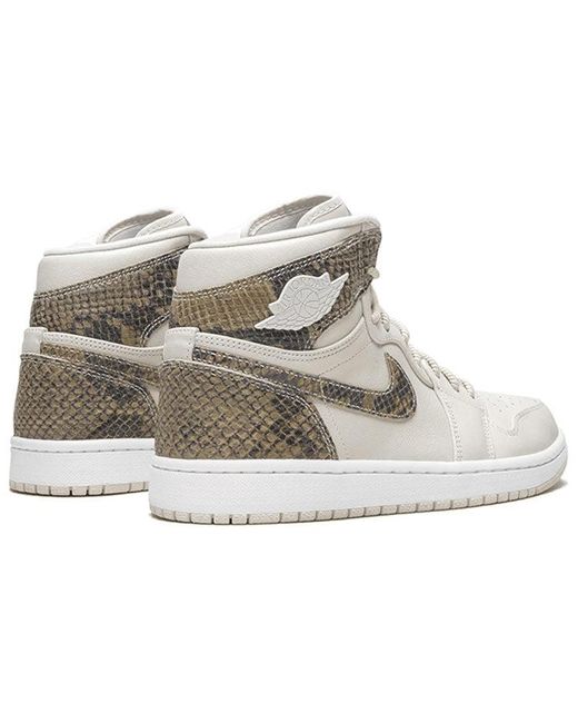 Nike White (Wmns) 1 Retro High Premium 'Phantom'