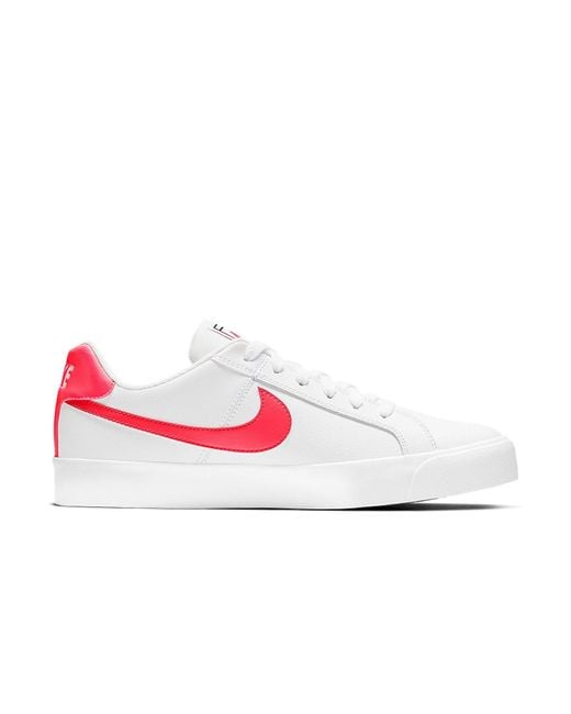 Nike White (Wmns) Court Royale Ac Flash Crimson'