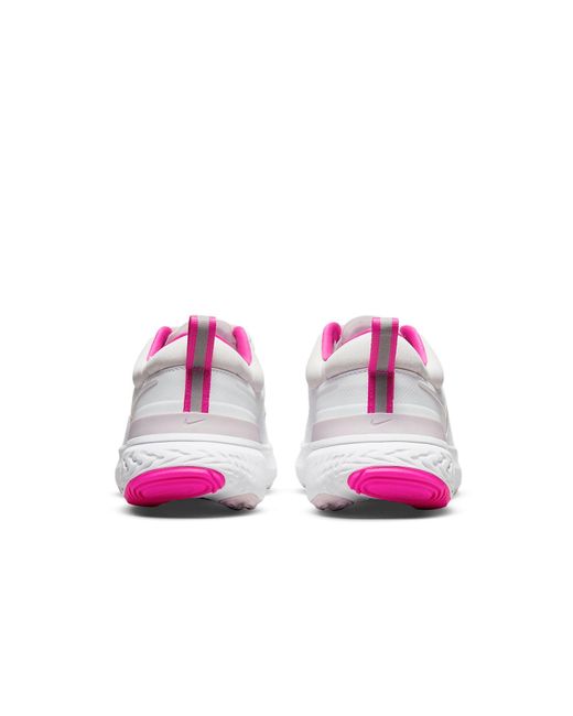 Nike White (Wmns) React Miler 2 Marathon/Sneakers