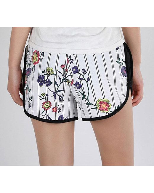 PUMA White (Wmns) Casual Sports Lacing Flowers Knit Shorts