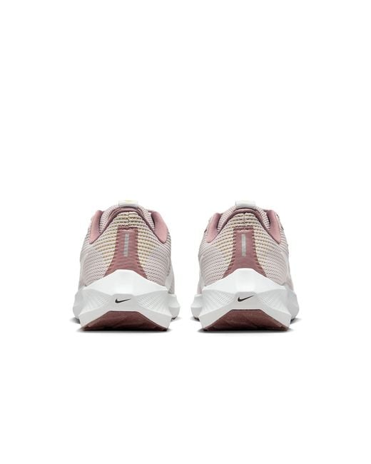 Nike White (Wmns) Air Zoom Pegasus 40