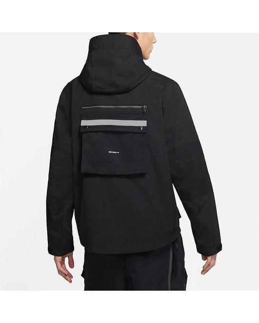 Nike Black Sportswear City Made Multiple Pockets Logo Sports Woven Hooded Jacket for men