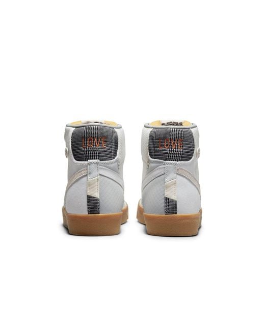 Nike White Blazer Mid '77 Vintage 'Voodoo for men