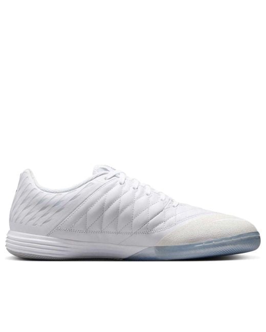 Nike White Lunargato Ii Indoor/Court Low-Top Soccer Shoes for men